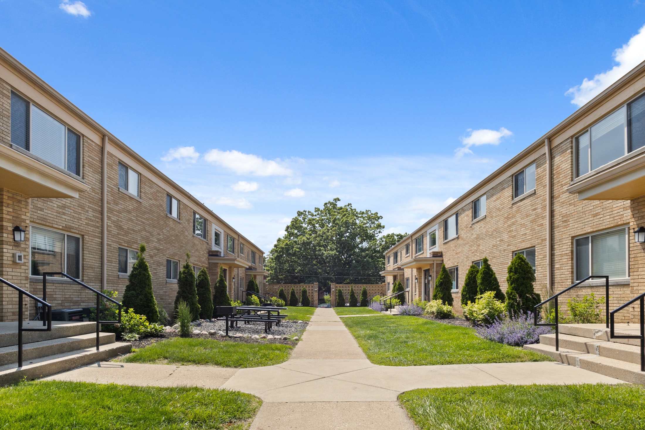 Monon Court, Managed by Buckingham ... 8 of 12